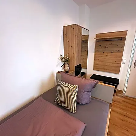 Artemis Zimmervermietung 5 Ein Bettzimmer Хостел